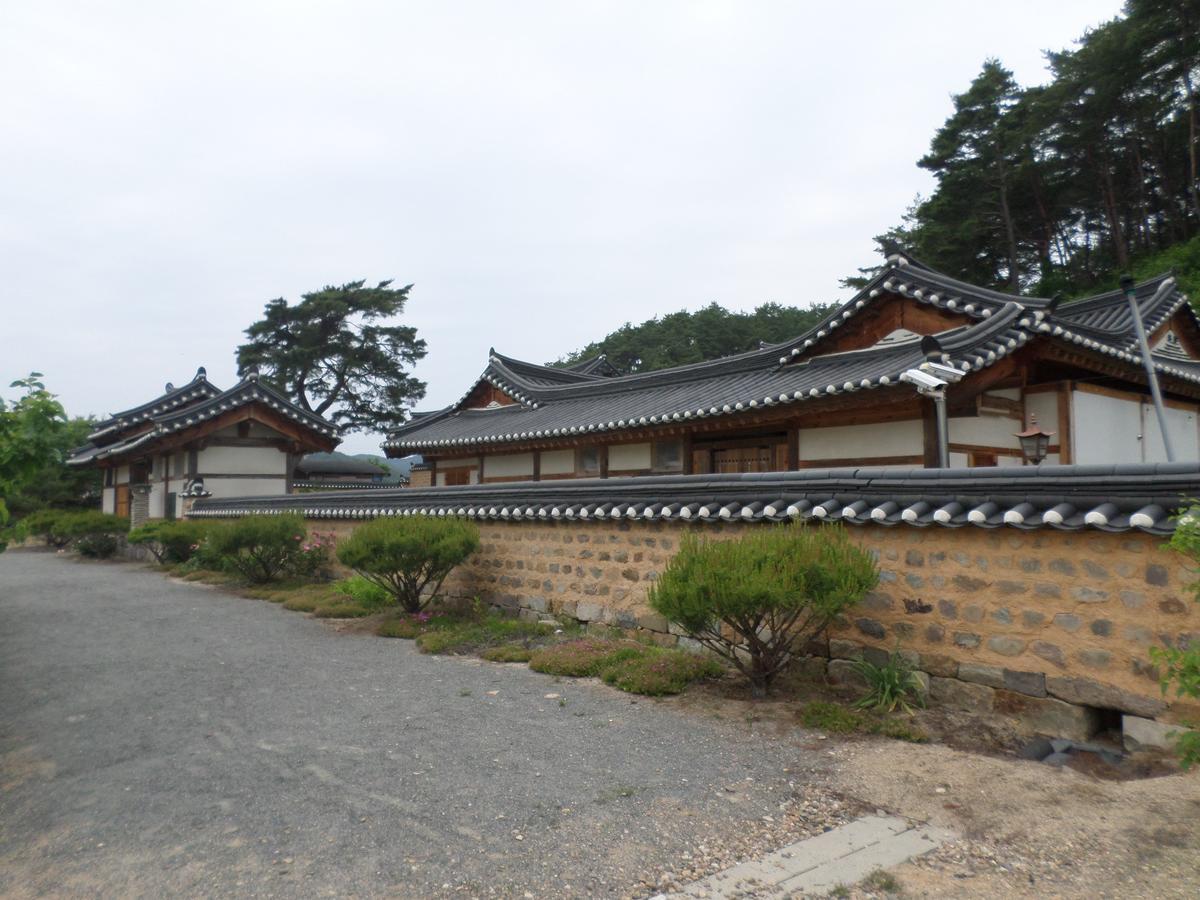 Hotel Ongye Jongtaek à Andong Extérieur photo